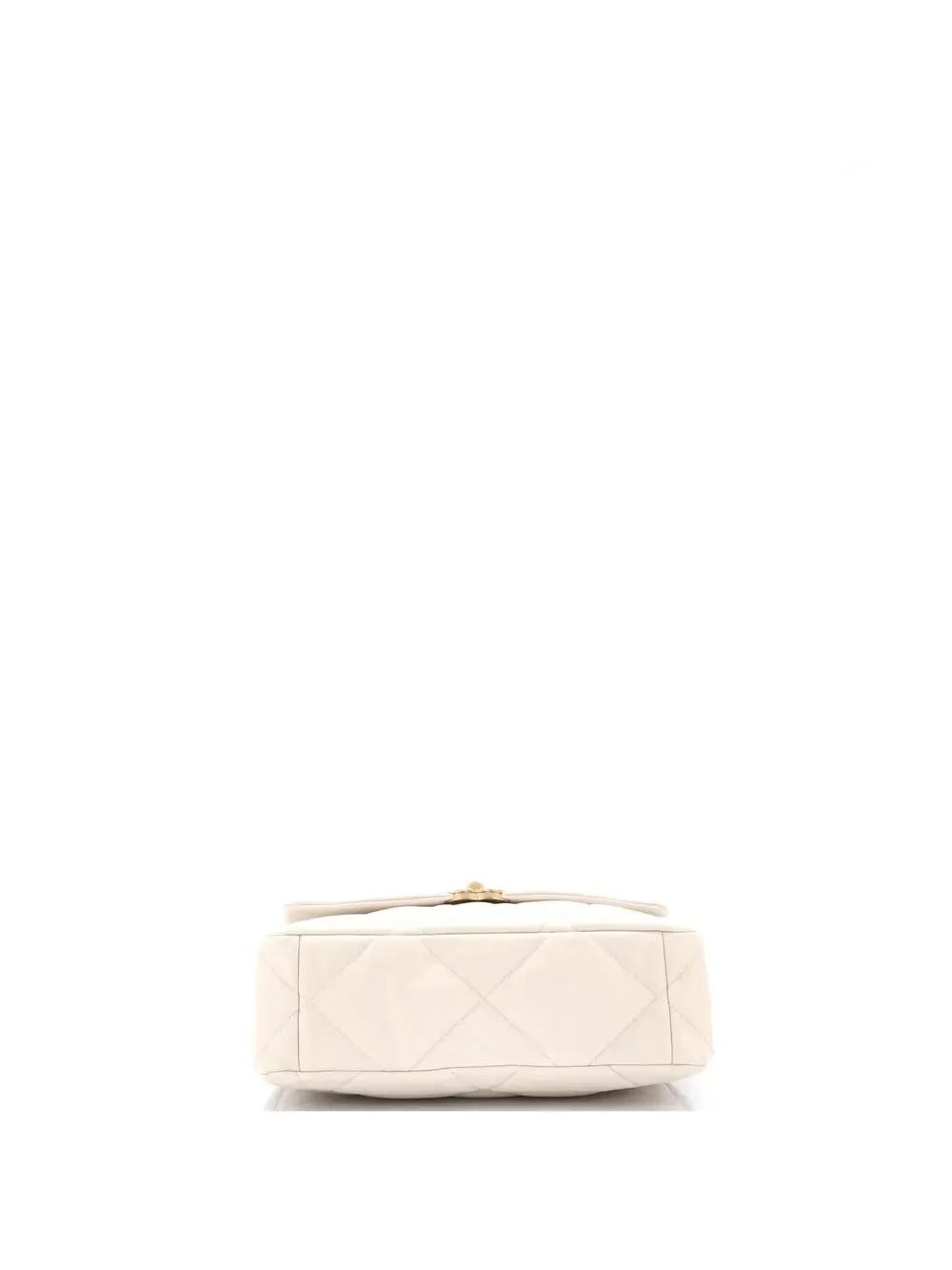 CHANEL elevate your